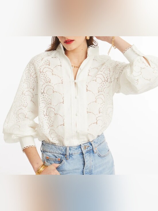 Anthropologie Tops - Anthropologie French Mauve  Lace Blouse